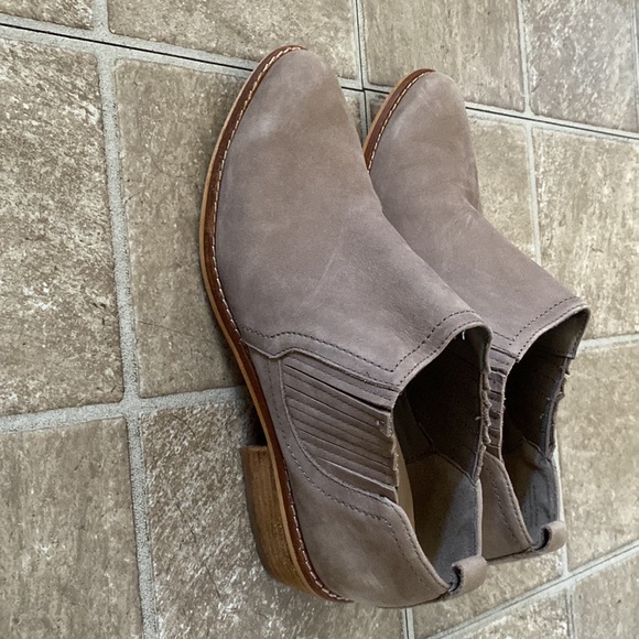 Aldo shoes size 7 true to size - Picture 2 of 2